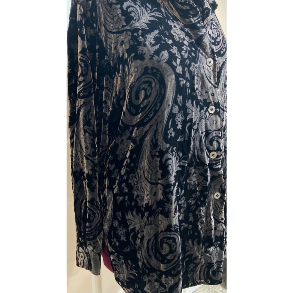 Coldwater Creek Women's Shirt Blouse XL Black Velvet Paisley Button-Down - Picture 6 of 10